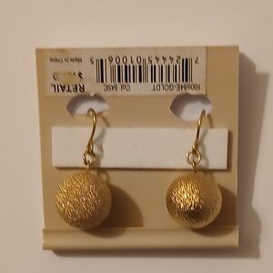 Elegant Gold Dangle Earrings